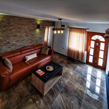 Villa Balconlux - Zavojsko Jezero, بايرت المظهر الخارجي الصورة